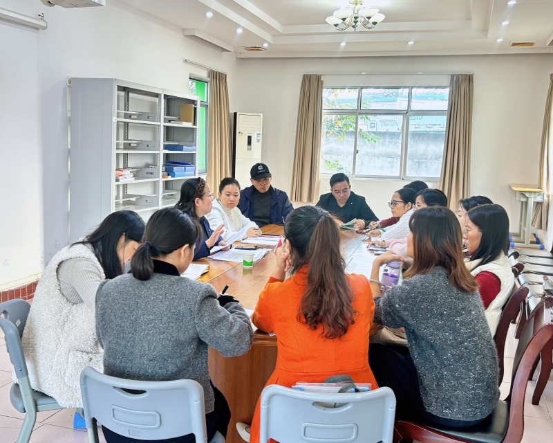 馬院召開(kāi)校督導(dǎo)聽(tīng)課集中反饋會(huì)