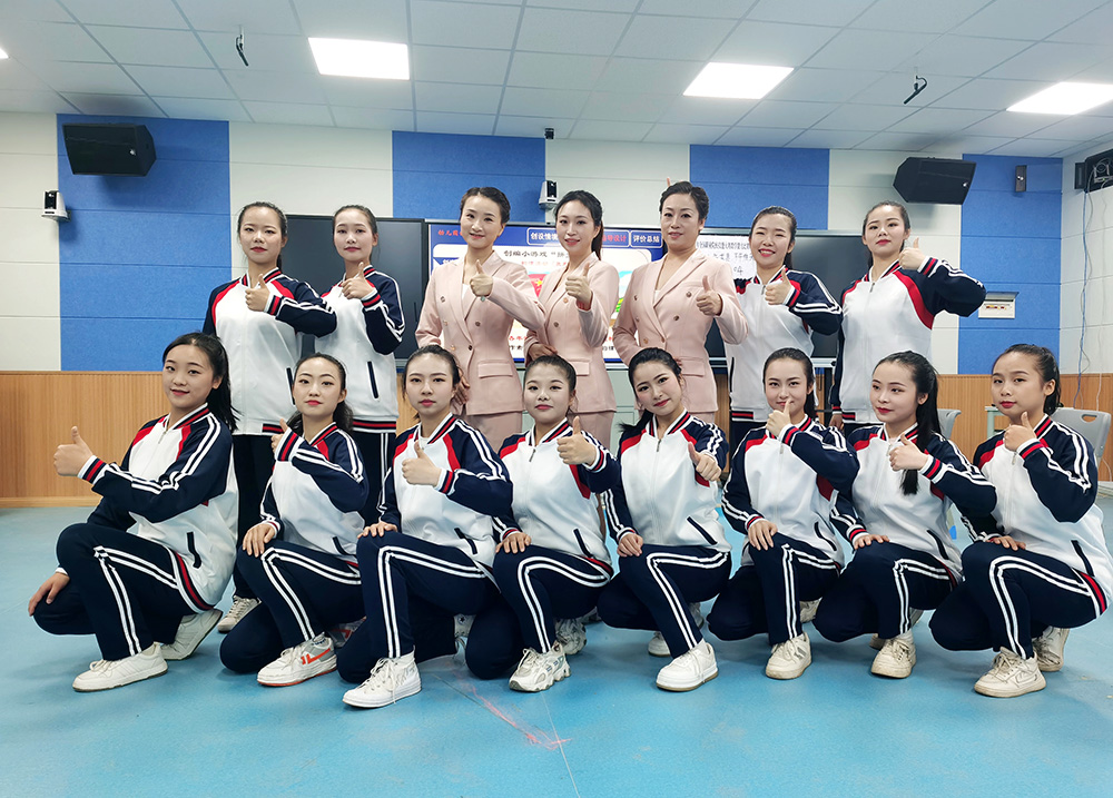 辛勤耕耘結碩果，奮力拼搏創(chuàng)輝煌 ——我校教師楊潔、曹蓓、方潔團隊參加全國職業(yè)院校技能大賽教學能力比賽側記