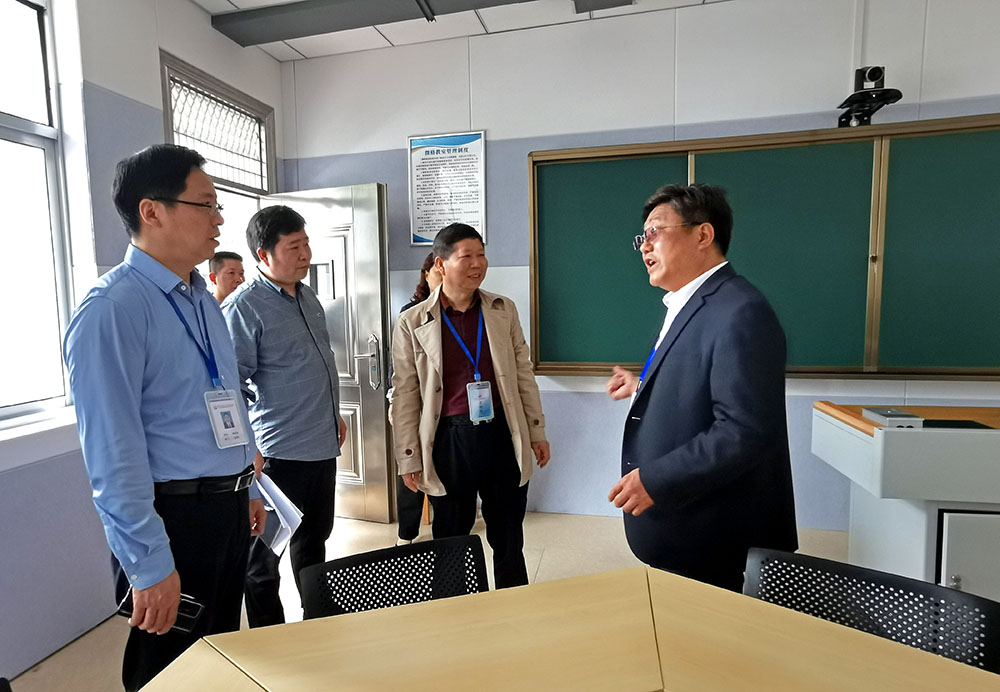 李來清、鄧昌大調研實訓教學安全工作